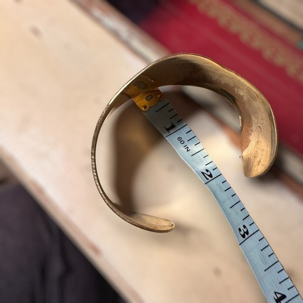 Vintage Brass Hand Painted CAPRICORN Zodiac Astrology Cuff Bracelet - Picture 7 of 7